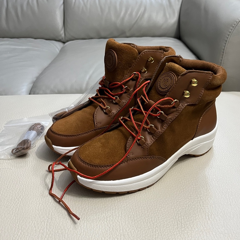 NWB - Lauren Ralph Lauren Women's Rylee Hiker Suede Sneaker - EU 40/US 8.5